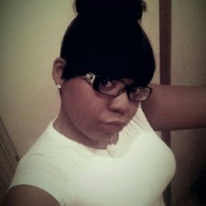 Meet your Posher, Toni