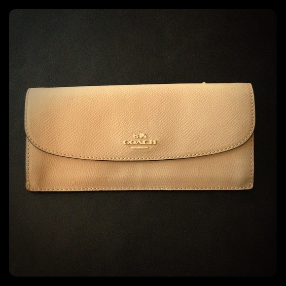 Coach soft wallet