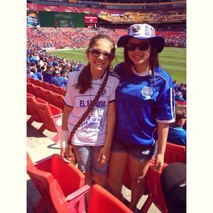 Meet your Posher, Rosa