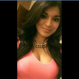 Meet your Posher, Cynthia