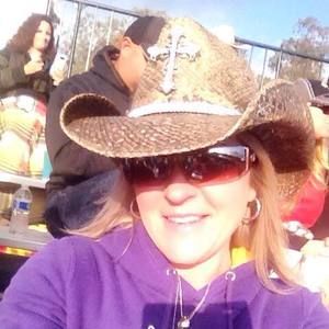 Meet your Posher, Linda