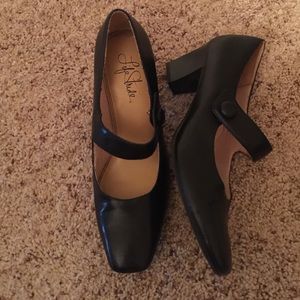 Black Leather Life Stride Mary Jane Shoes