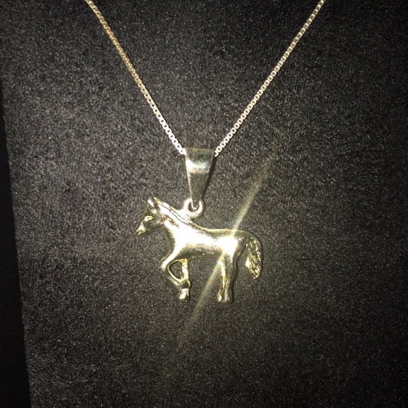 Sterling Silver horse necklace - Picture 2 of 2