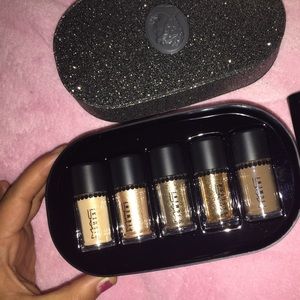 MAC glitter pigments
