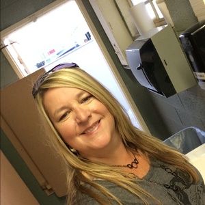 Meet your Posher, Steph