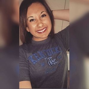 Meet your Posher, Courtney