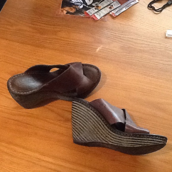 Born Wedges Size 7