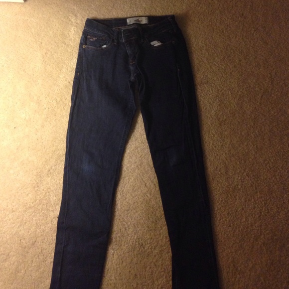 Hollister Dark Wash Super Skinny