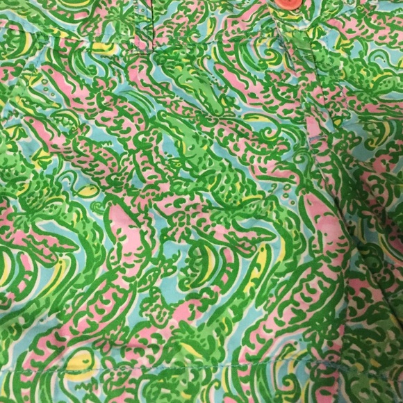 ❌SOLD❌Lilly Pulitzer chomp Callahan short size 0 - Picture 2 of 4