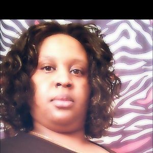 Meet your Posher, Latoya