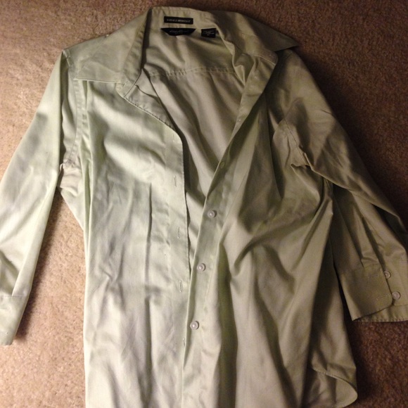 Eddie Bauer Wrinkle Resistant Mint Green Button Up
