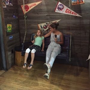 Meet your Posher, Rebecca