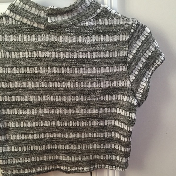 Top - Picture 2 of 2