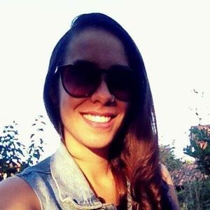 Meet your Posher, Maria paula