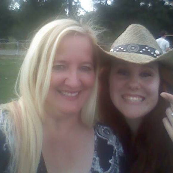 Meet your Posher, Stacy