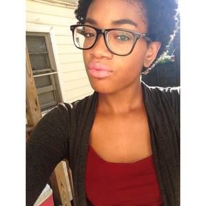 Meet your Posher, Destiny