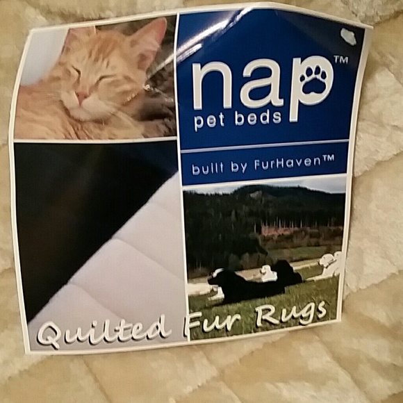Bedding - Picture 2 of 3