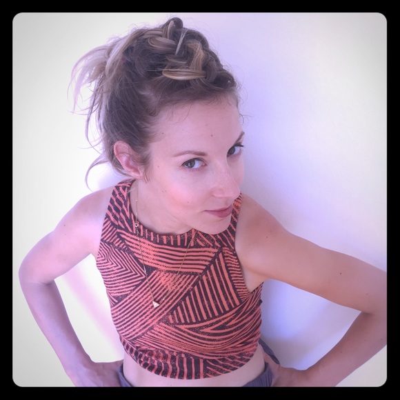 |Silence + Noise| Crop Tank Top BLACK FRIDAY SALE!