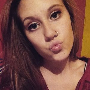 Meet your Posher, Charlee