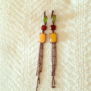 Beautiful 1928 vintage dangle earrings.