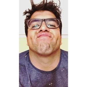 Meet your Posher, Javier