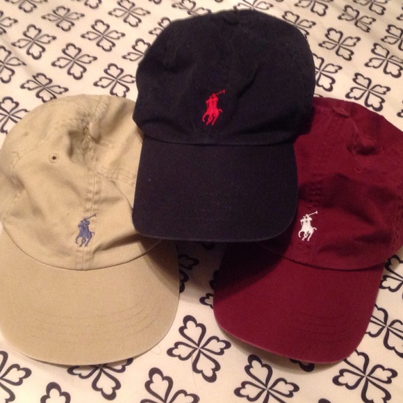 3 Polo hats