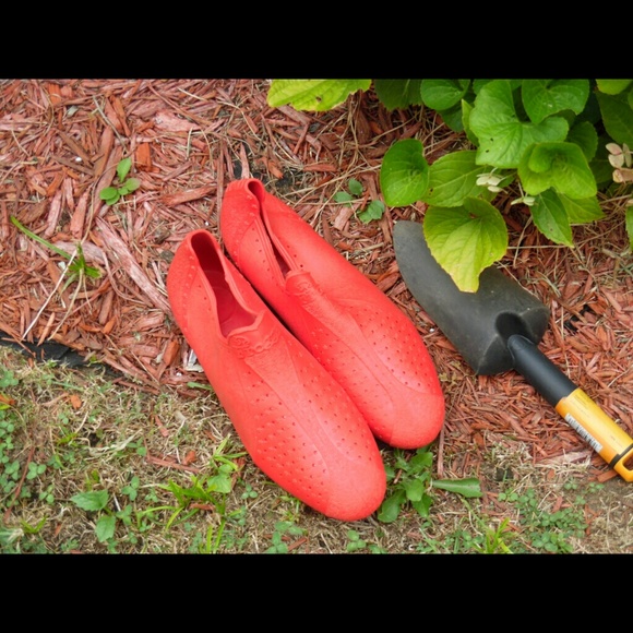 froggs Shoes - Go Outside and Play Shoes