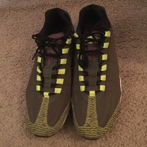 Men Nike Air Max size 10