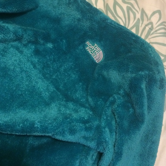 Blue north face barely warm - size medium - Picture 3 of 3