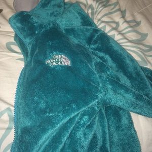 Blue north face barely warm - size medium