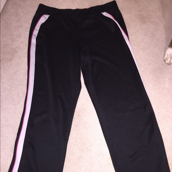 Athletic pants