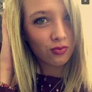 Meet your Posher, Maggie