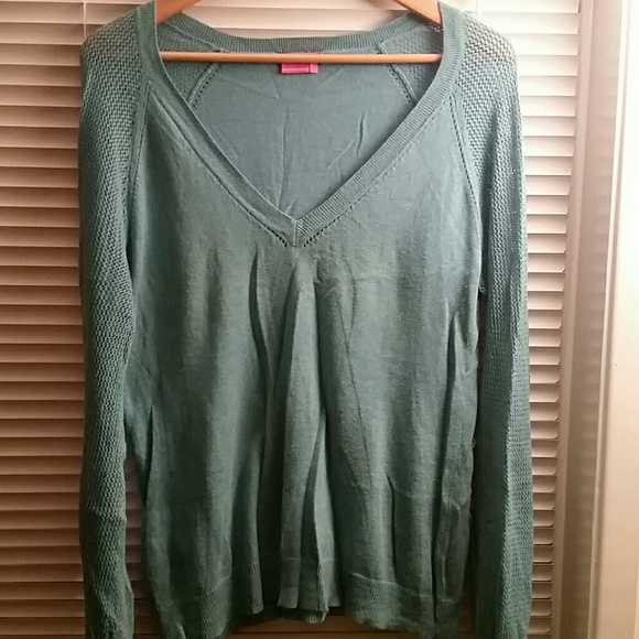 BCBG Aqua Blue Long Sleeve Sweater