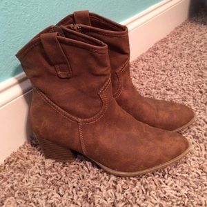 Brown short boots