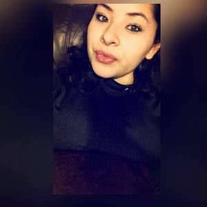 Meet your Posher, Selena