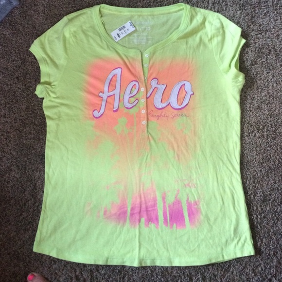 Aeropostale t -shirt