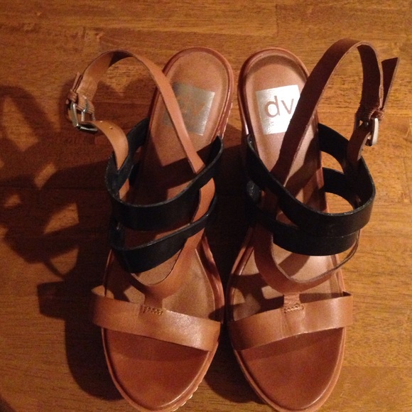 Beautiful black and brown summer wedges!