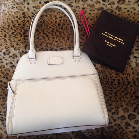 kate spade Handbags - Authentic Kate Spade ivory leather handbag