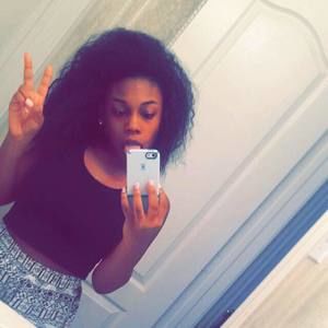 Meet your Posher, Kaitlyn