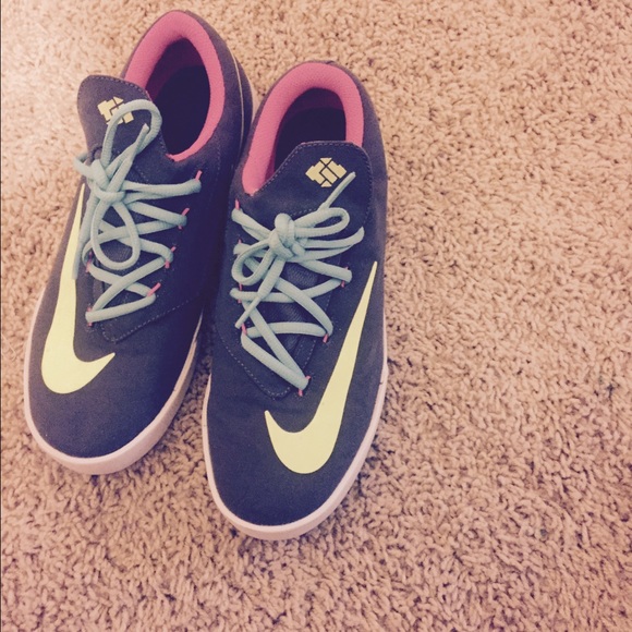 Nike KD canvas tennis shoes