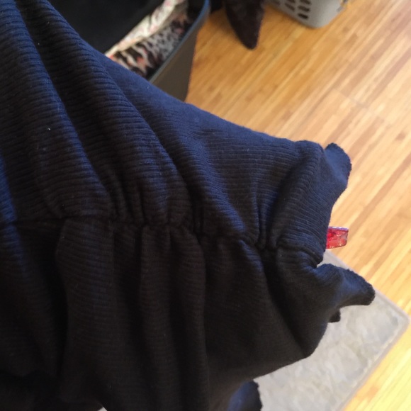 Black and red tank (1) - Picture 4 of 4