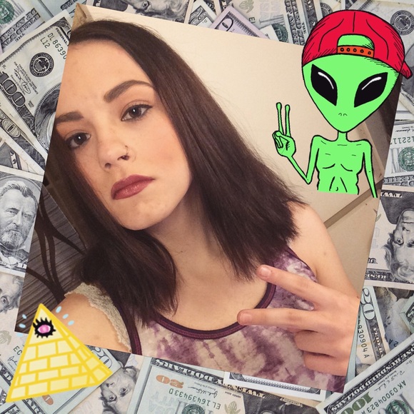 Meet the Posher - Picture 4 of 4