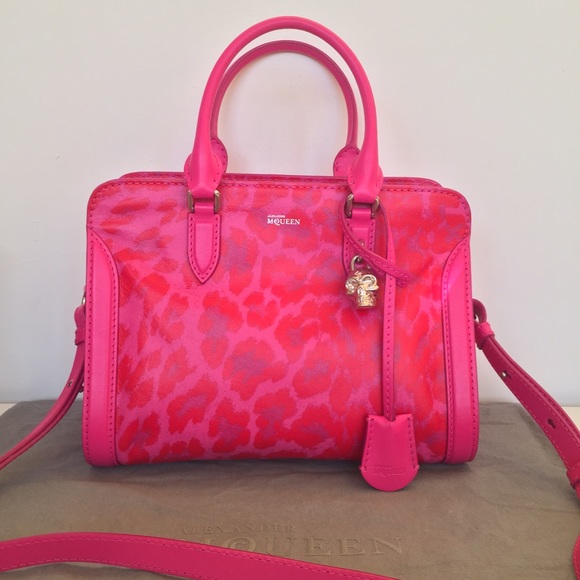 🔥 ALEXANDER MCQUEEN VINTAGE SMALL PADLOCK SATCHEL PINK RED LEATHER FLAME - Picture 2 of 8