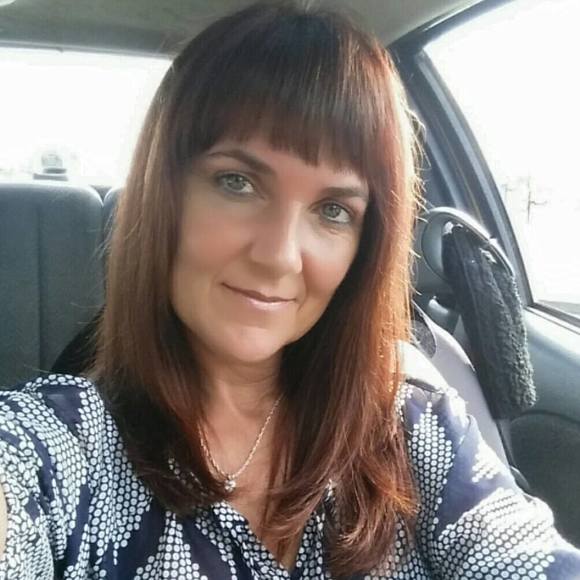 Meet your Posher, Denise - Picture 1 of 1