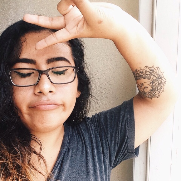 Meet your Posher, Yadira - Picture 1 of 1
