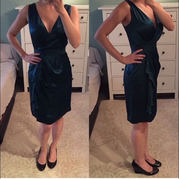 Banana Republic emerald green silk dress 0P