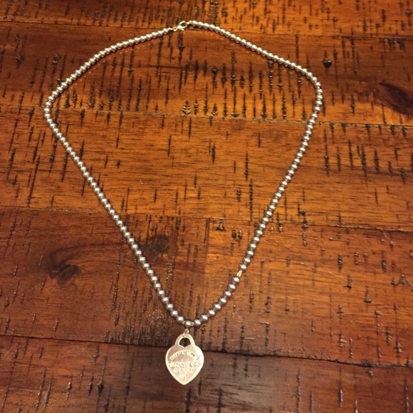 Return to Tiffany heart small bead necklace