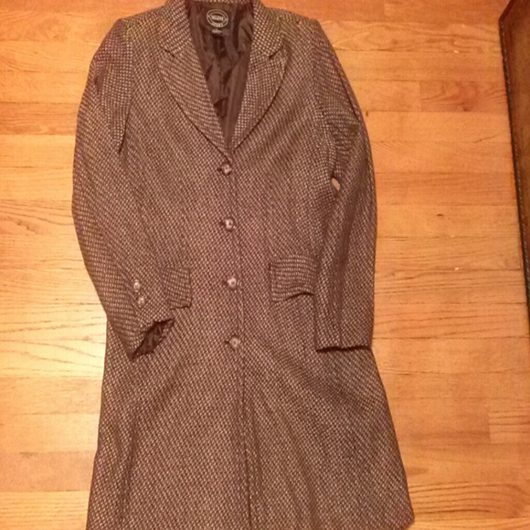 Selene Coat - Picture 3 of 3