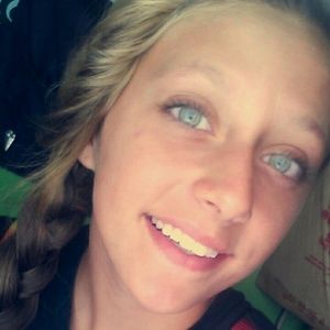 Meet your Posher, Isabelle