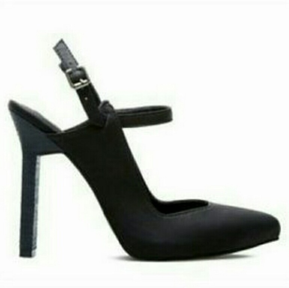 Strappy Pointy Pumps